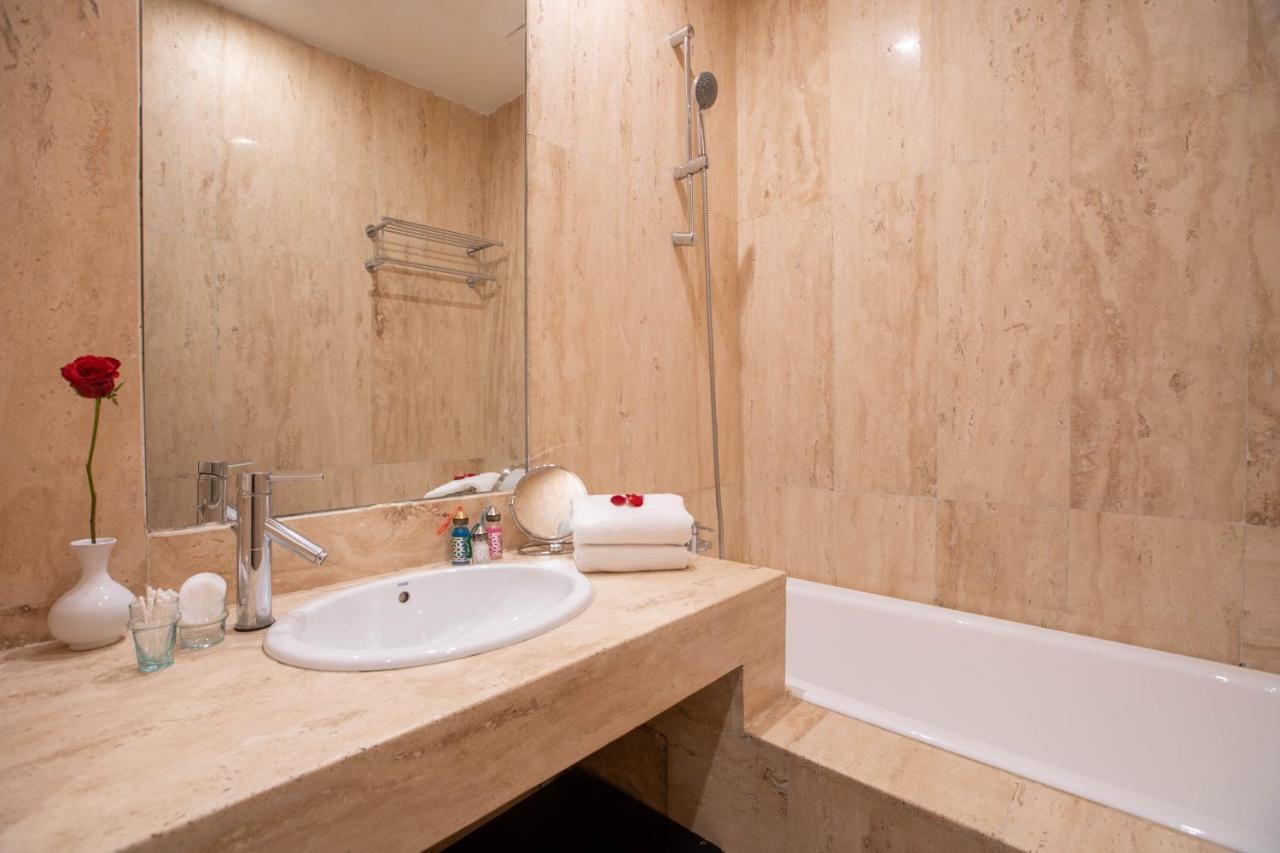 Riad&Spa Azzouz Marrákes Kültér fotó